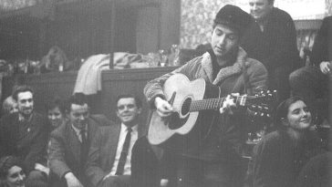 December 22, 1962 – Bob Dylan performs at London’s Singers Club 3