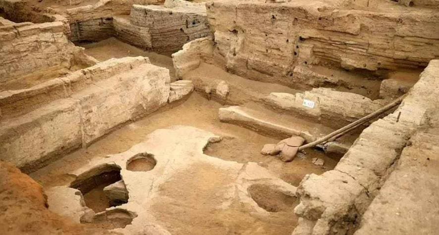 During archaeological excavations in Çatalhöyük, the remains of the world's oldest bread were found. 8. 600-year-old discovery excites scientists.